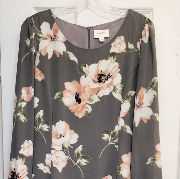 Everly Dresses & Skirts - NWOT Everly Floral Print Dress
